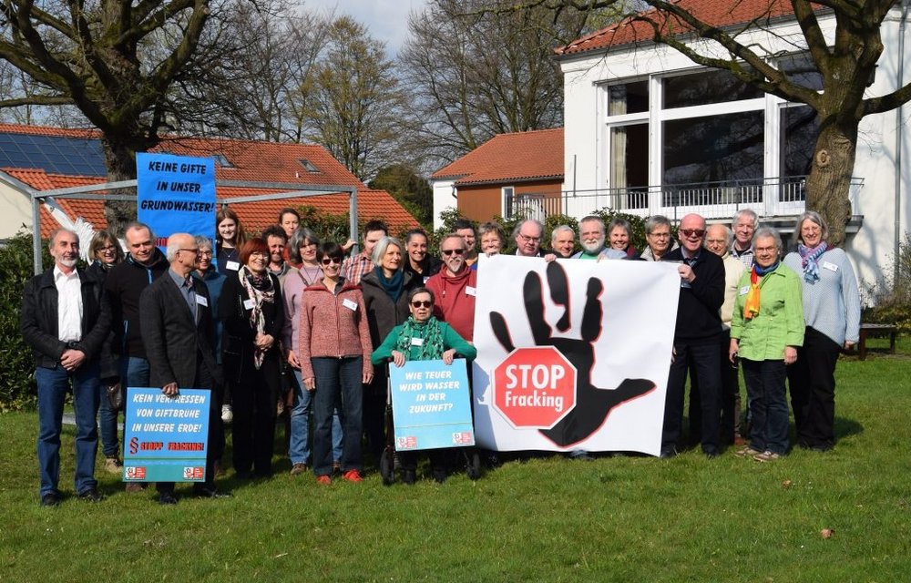 Loccumer Resulution Quelle: http://www.gegen-gasbohren.de/2019/04/18/gegen-gasbohren-beschliesst-loccumer-resolution-fuer-klimaschutz-und-das-ende-der-erdgasfoerderung/
